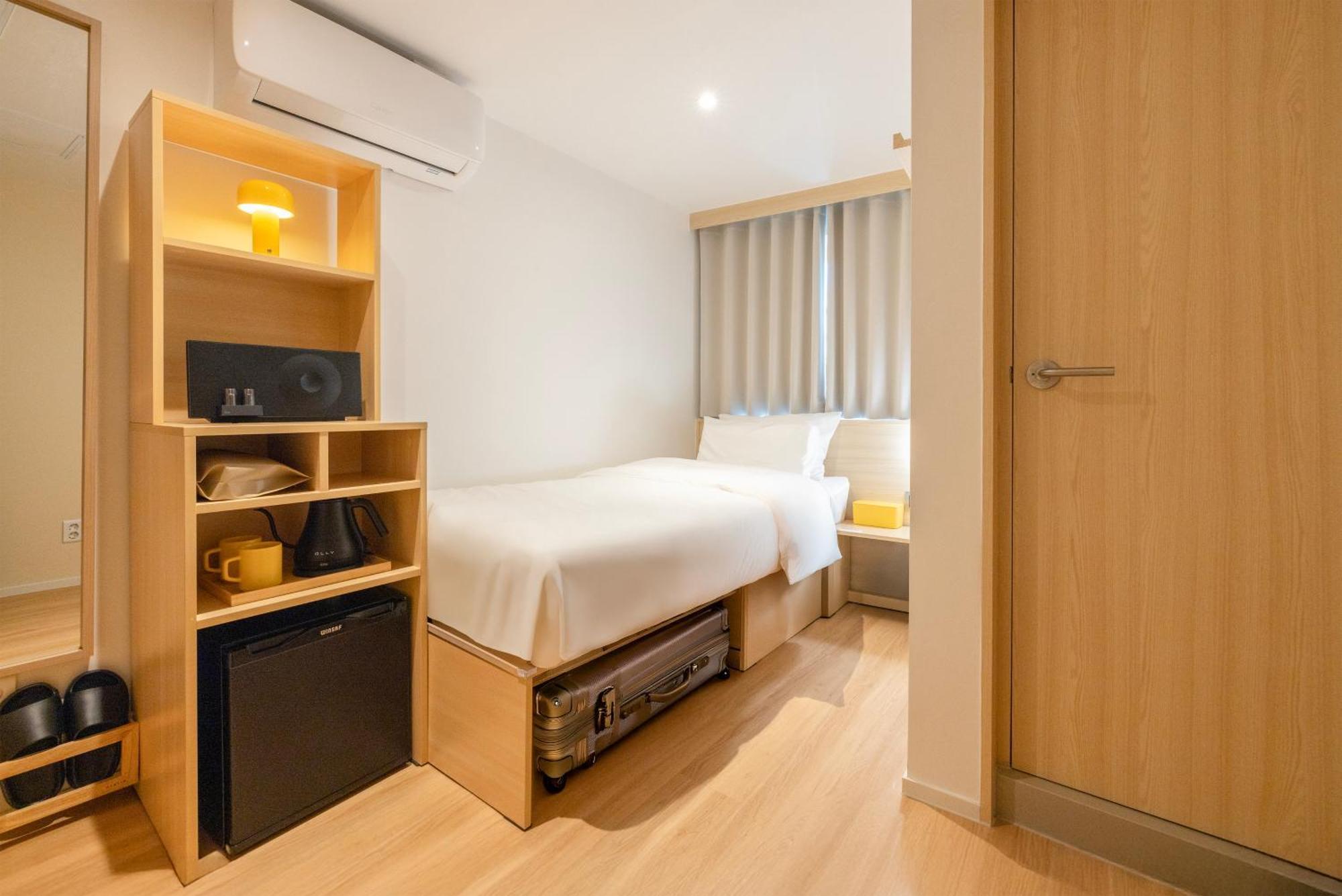 Myeongdong Pensión Como Seúl Exterior foto
